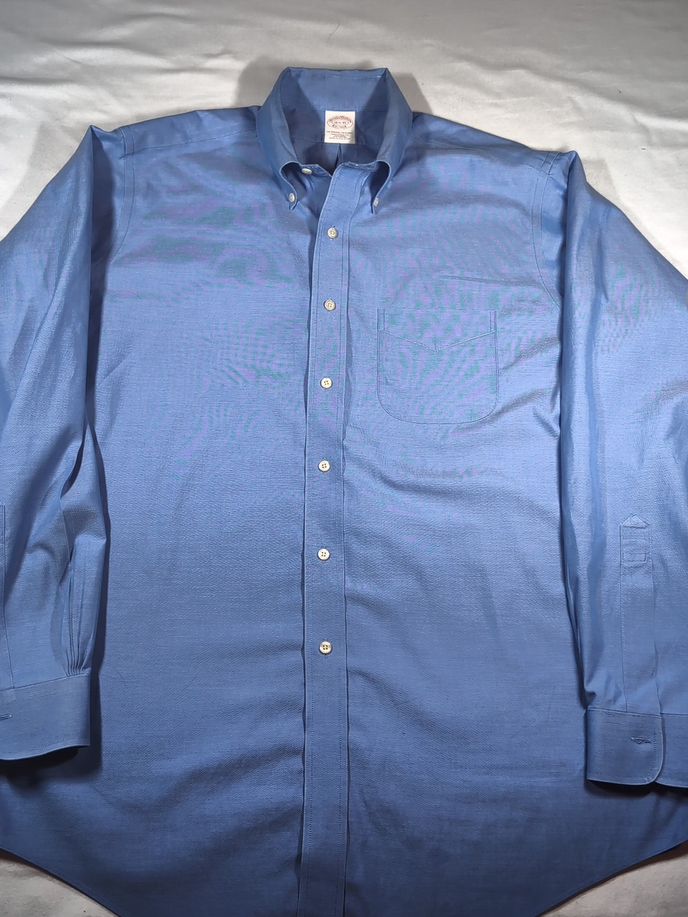 Classic Men's Brooks Brothers Button-Down Dress Shirt in Blue